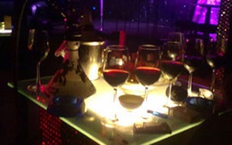 Vén màn lối sống “thác loạn” sinh viên VIP 
