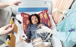 Tự mổ bụng vì mặc cảm vòng 2 quá khổ