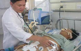 Cứu nạn nhân bị đâm thủng tim, ruột