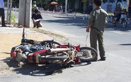 Trên đường đi thi, nữ sinh bị đâm trọng thương