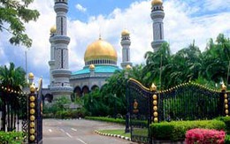 Hoàng cung của ông vua giàu nhất thế giới