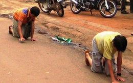 Bố bắt con bò : Thà mang tiếng ác!