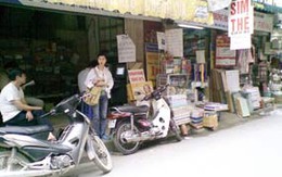 Mùa khoá luận tốt nghiệp: Tấp nập “chợ” chữ