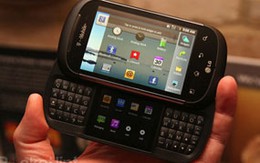 Dế LG hai màn hình đặc biệt