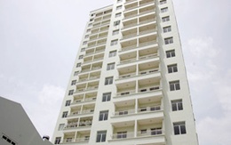 Gió thổi sập trần chung cư