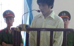 Đâm chết đồng nghiệp do nghi 'mách lẻo'