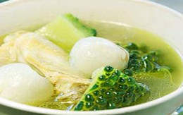 Nấu canh từ... vải thiều