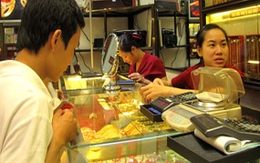 Giá vàng quay đầu giảm mạnh