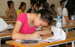 Công bố điểm thi ĐH năm 2011: Nhiều trường điểm thấp