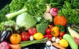 10 cách ăn uống sai gây tổn hại sức khỏe 