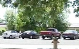 Nữ sinh bị bắt cóc ngay tại trường để hãm hiếp 