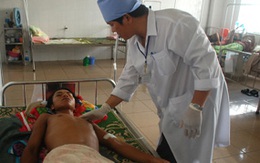 Liệt nửa người sau tai nạn do sơ cứu không đúng cách