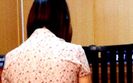 Cái giá sau phút ngông cuồng của người mẹ trẻ