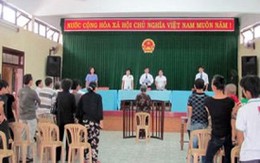 Mẹ chồng cho con dâu... bán dâm