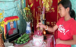 Nỗi đau mất mẹ khi vừa hết tang cha