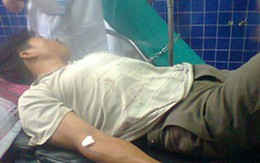 Nhập viện vì cưa vỏ đạn làm cối ăn trầu cho mẹ