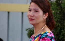 Khai giảng đẫm nước mắt ở trường có 6 nữ sinh chết đuối