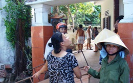 Phá nhà chủ hụi để xiết nợ