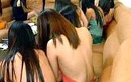 34 người liên quan đường dây mại dâm lớn ở miền Tây