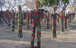 Người đá kì lạ