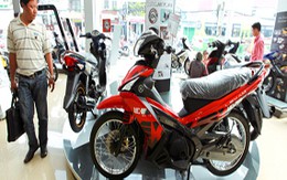 Nới cốp, kéo dài yên... để cạnh tranh