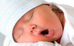 Phòng ngừa dị tật thai nhi khi mẹ lớn tuổi 