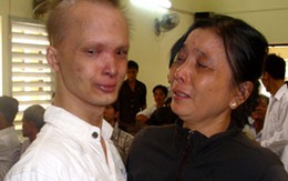 Phiên tòa kỳ lạ 