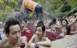 Tiết lộ về tục tắm chung của người Nhật