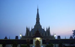 Rực rỡ thành phố "Mặt trăng"