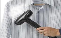 Cách sử dụng bàn ủi hơi nước đứng  