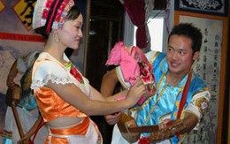Kỳ lạ tục "dan díu" với tình cũ mỗi năm 3 ngày 