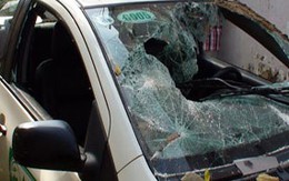 Tài xế taxi Mai Linh bị côn đồ tấn công