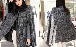 Chọn cape coat thanh lịch cho mùa đông