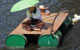 Hình ảnh ấn tượng trong trận lũ ở Bangkok
