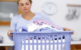 Mẹo hay tẩy vết bẩn trên quần áo 