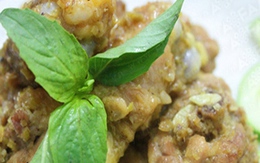Cay thơm gà xào sả ớt