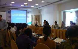 Phấn đấu năm 2015 có 70% số hộ gia đình, 100% trường học và trạm y tế có nhà tiêu hợp vệ sinh 	 	 	 	 	 