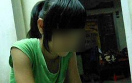 Nữ sinh lớp 8 đâm thủng bụng bạn