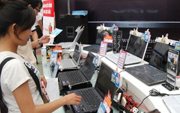 Laptop 'rục rịch' tăng giá cuối năm
