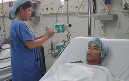 Chàng trai sống 19 năm với trái tim dập nát: Con thoát hiểm, mẹ cha nợ nần