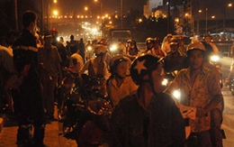 Một phụ nữ nhảy cầu tự tử