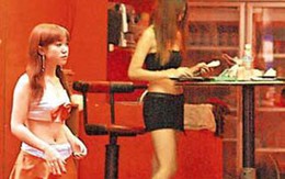Ảnh "Tây Thi bán trầu" kiêm bán dâm