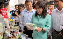 Bộ trưởng Y tế làm việc tại TPHCM: Kiểm soát chặt thực phẩm đầu vào