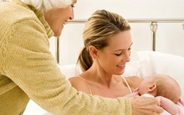 Sau sinh bao lâu nên "gần" chồng? 