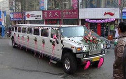 Đám cưới toàn siêu xe, máy bay 
