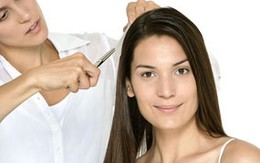 Xử lí với đuôi tóc khô xơ