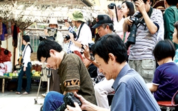 Những khoảnh khắc nghề báo