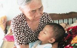 Vụ sát hại vợ con rồi tự sát ở Thanh Hóa: Quặn lòng người ở lại		            