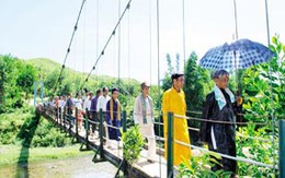 Đi ăn "đám cưới lại"
