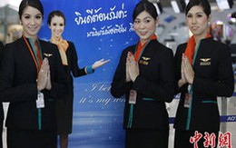 Vẻ đẹp tiếp viên chuyển giới Thái Lan
